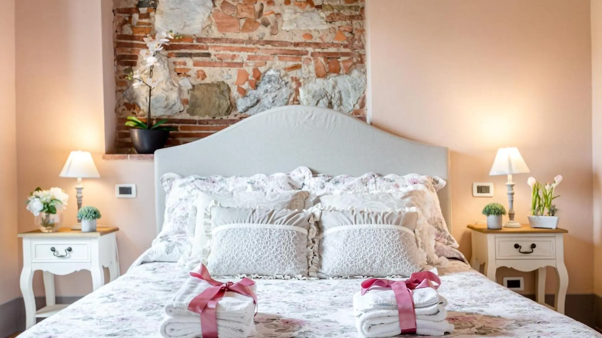 Villa Sul Fiume Romantic Farmhouse With Pool Lucca