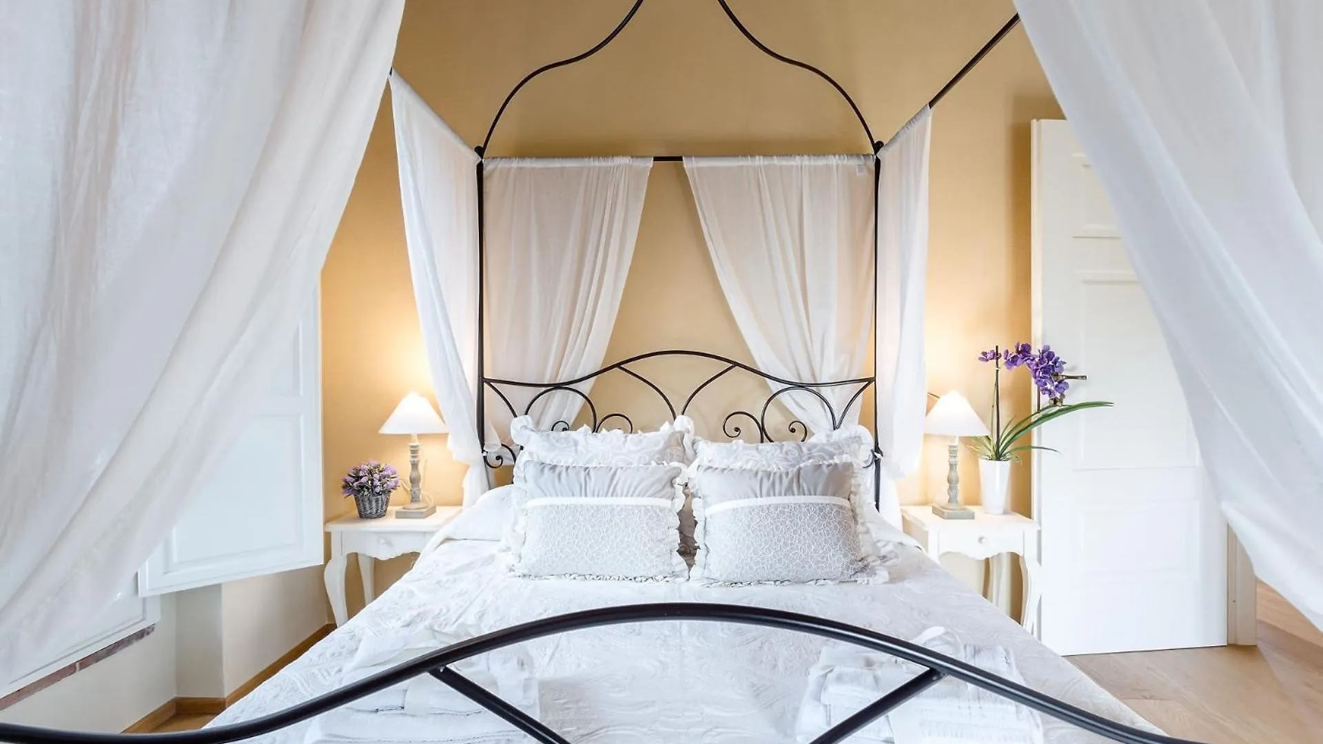 Villa Sul Fiume Romantic Farmhouse With Pool Lucca Italy