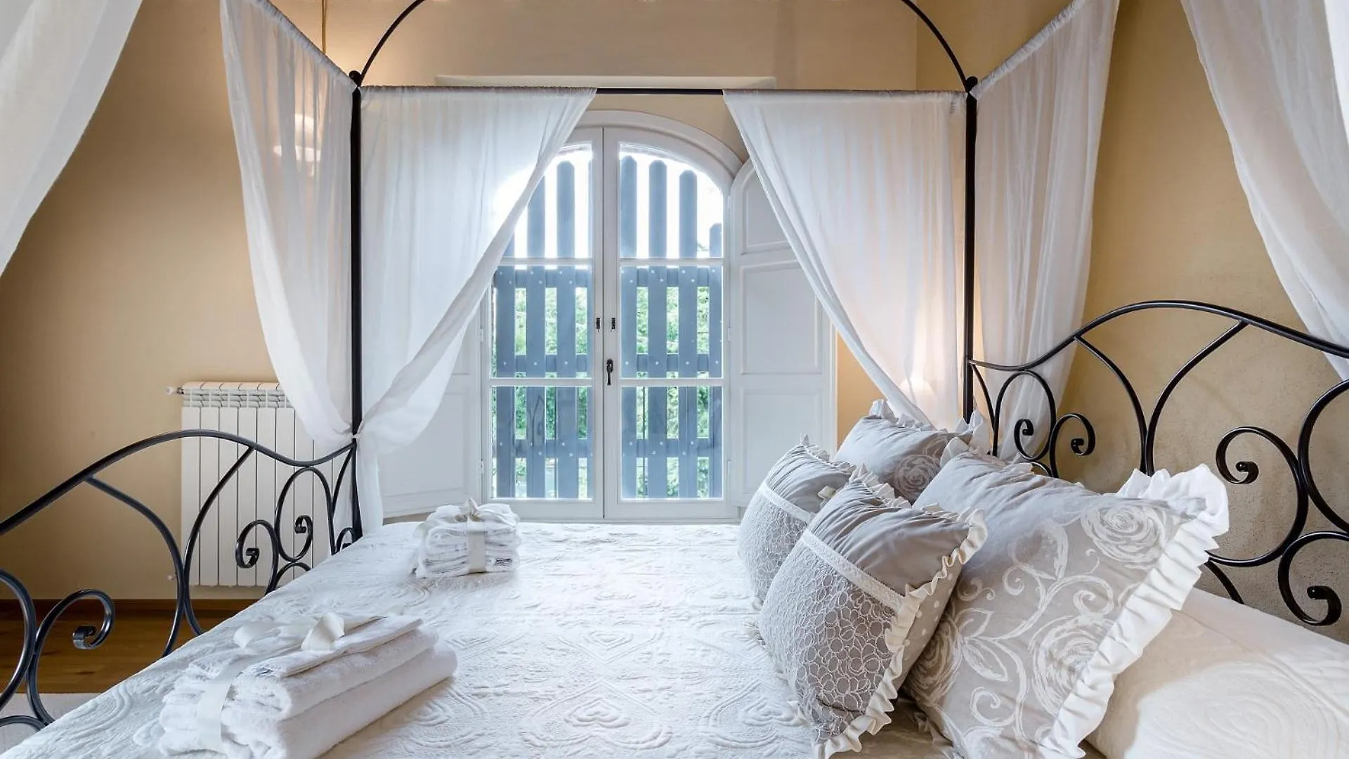Villa Sul Fiume Romantic Farmhouse With Pool Lucca