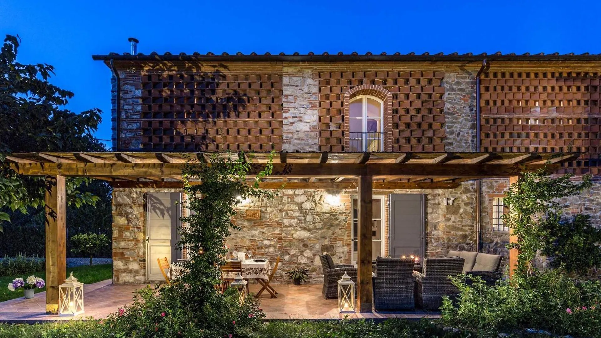 Villa Sul Fiume Romantic Farmhouse With Pool Lucca Italy